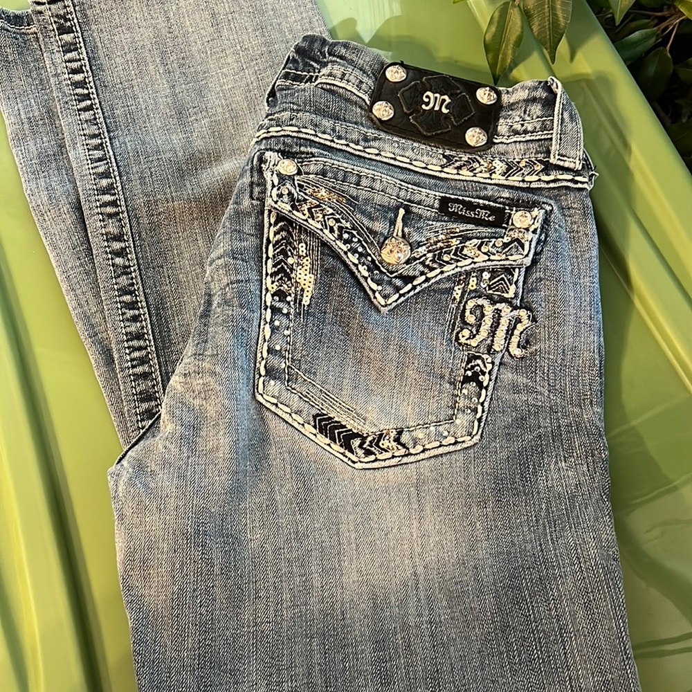 Women’s miss me jeans size 32, length 33